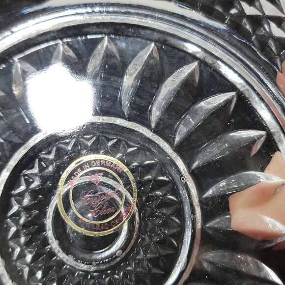 Crystal Clear ashtray (24% lead crystal) - Picture 3 of 3